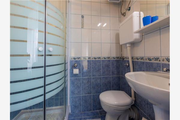 House A1, for 8 persons