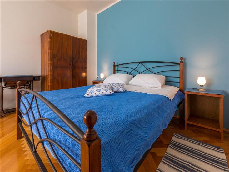 House A1, for 8 persons