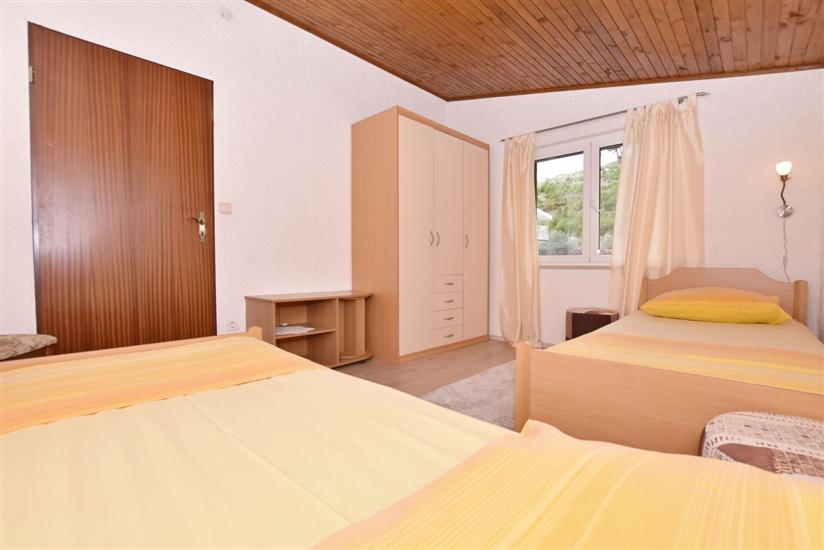Apartment A1, for 6 persons