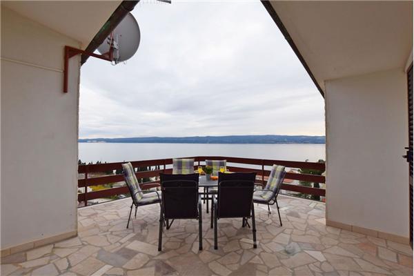 Apartment A1, for 6 persons