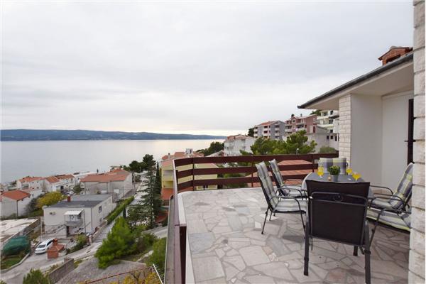 Apartment A1, for 6 persons