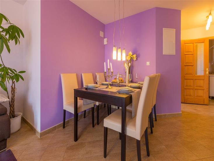 Apartment A1, for 6 persons