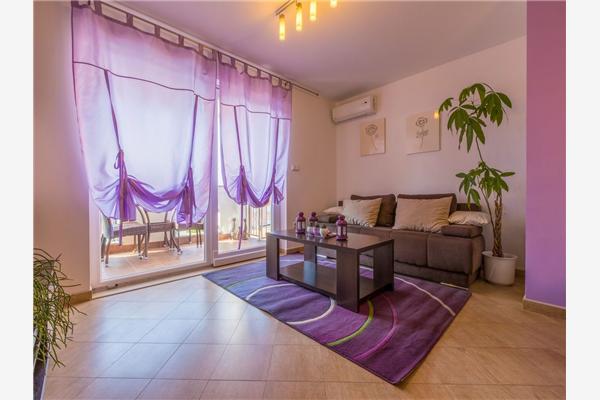 Apartment A1, for 6 persons