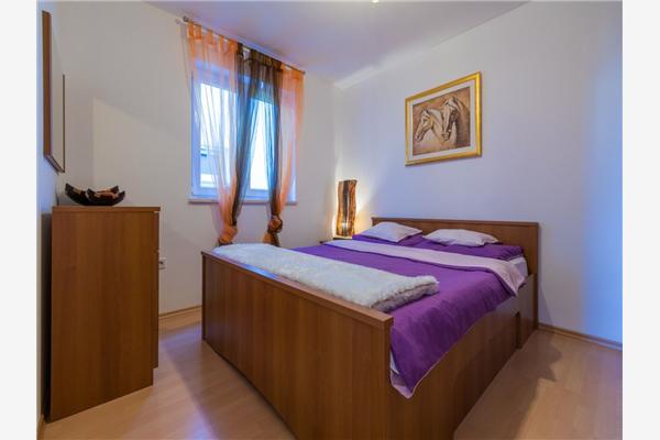 Apartment A1, for 6 persons