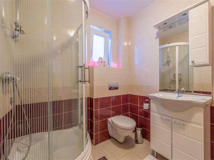 Apartment A1, for 6 persons