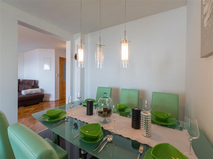 Apartment A4, for 4 persons