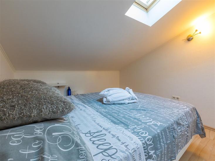 Apartment A5, for 4 persons