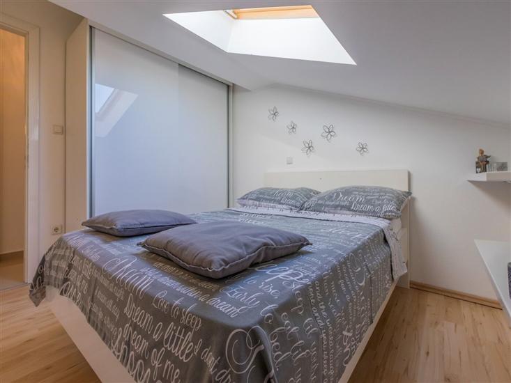 Apartment A5, for 4 persons