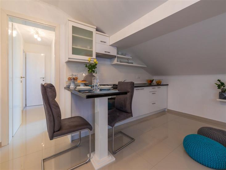 Apartment A5, for 4 persons