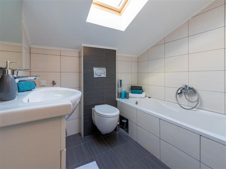 Apartment A5, for 4 persons