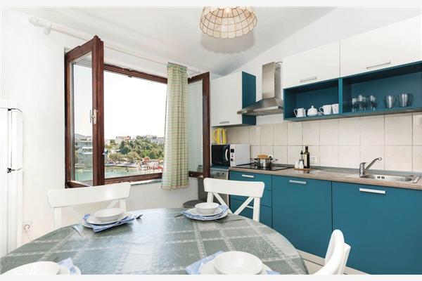 Apartment A1, for 6 persons