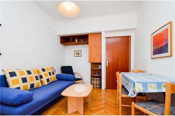 Apartment A2, for 3 persons