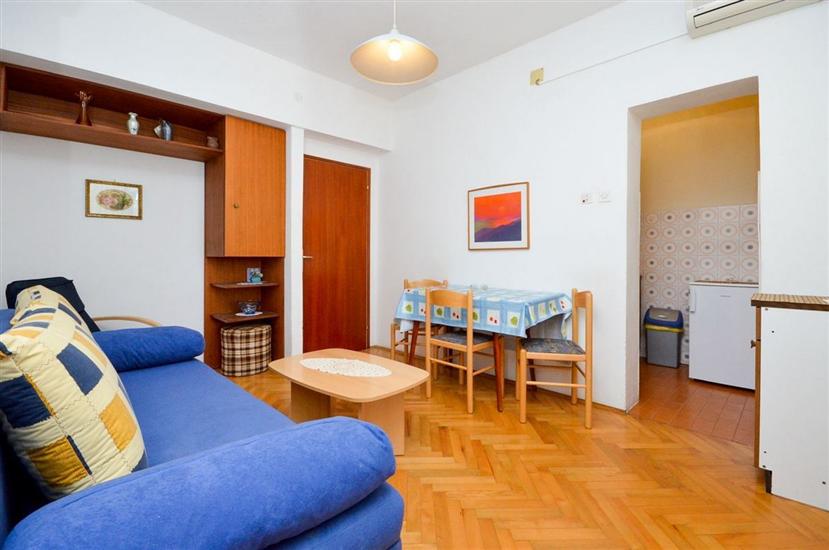 Apartment A2, for 3 persons