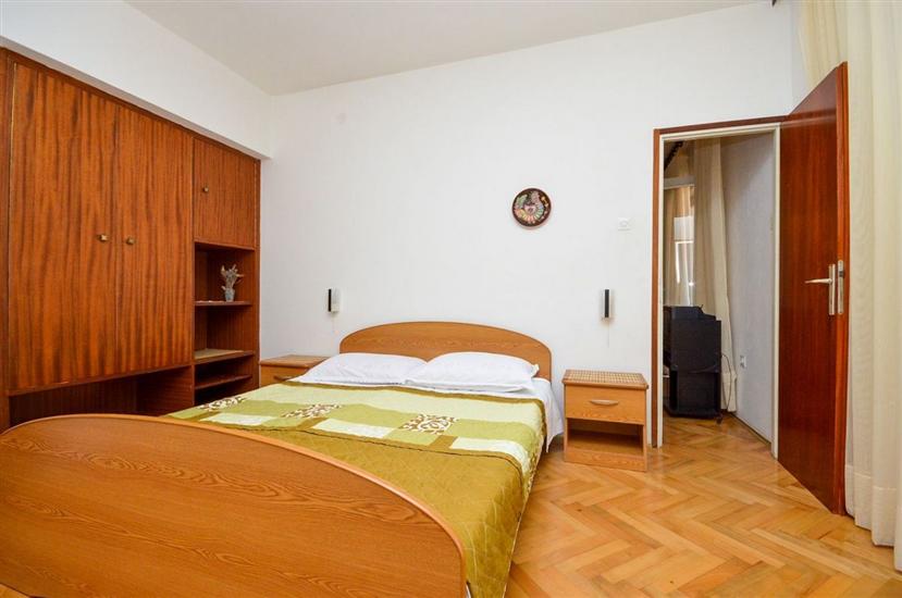 Apartment A2, for 3 persons