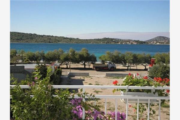 Apartment A3, for 6 persons