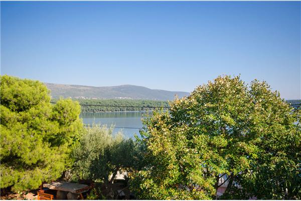 Apartment A1, for 8 persons