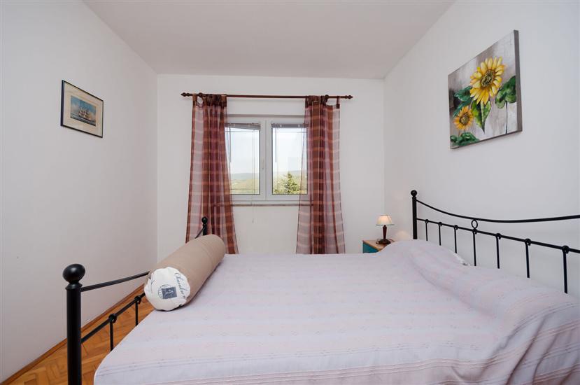 Apartment A2, for 6 persons