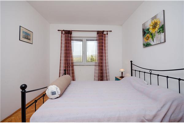 Apartment A2, for 6 persons