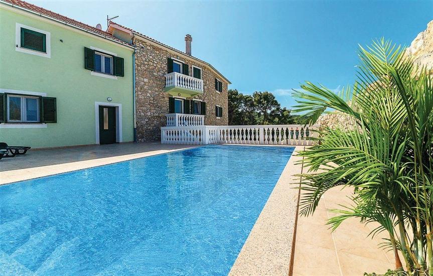 Apartments Old grandfather's house