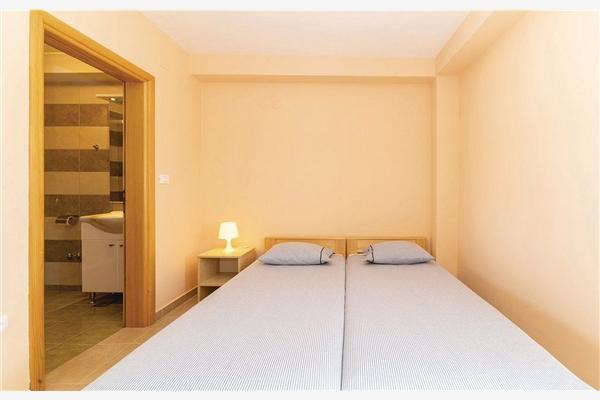 Apartment A5, for 3 persons