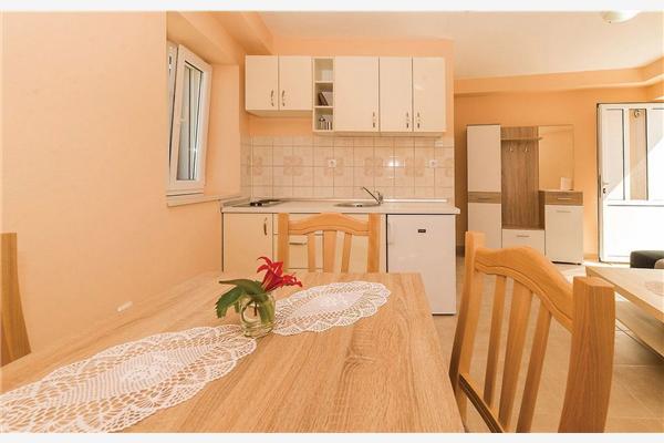 Apartment A6, for 2 persons