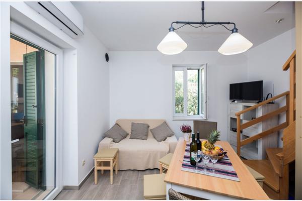 Apartment A2, for 6 persons