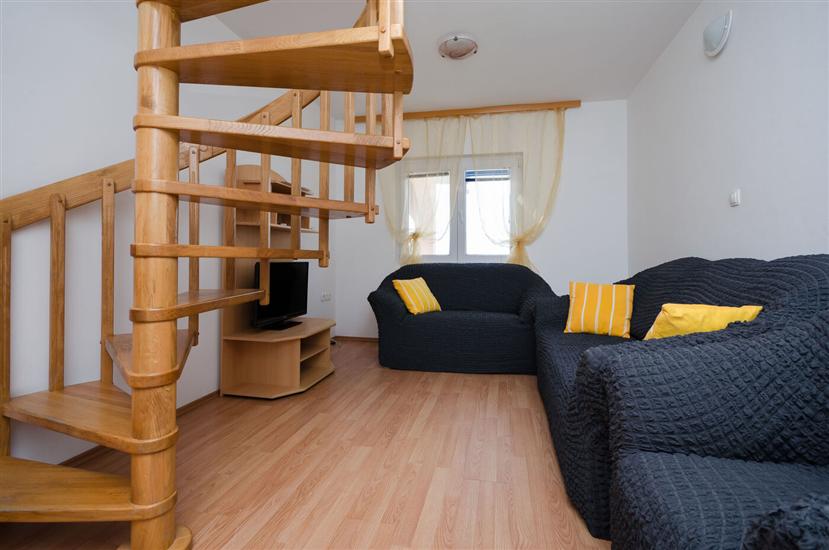 Apartment A3, for 8 persons