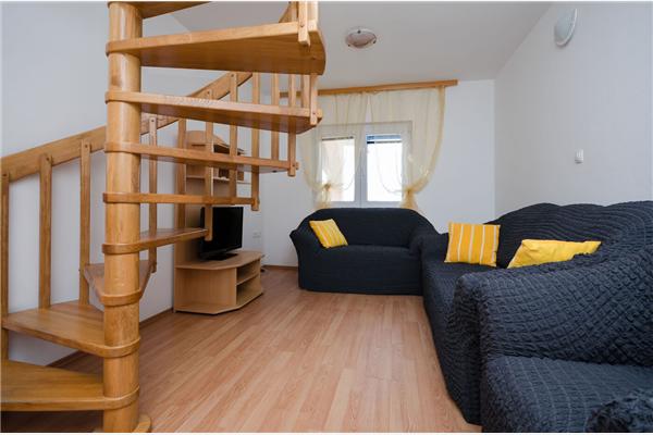 Apartment A3, for 8 persons