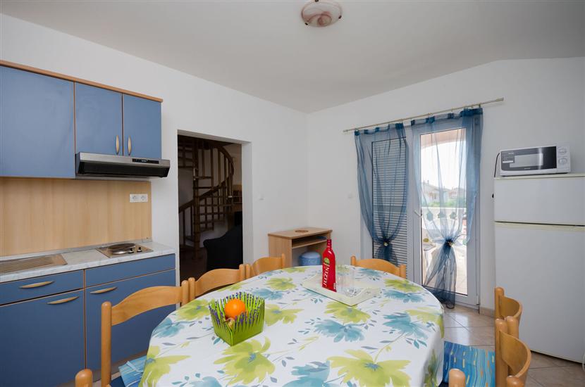Apartment A3, for 8 persons