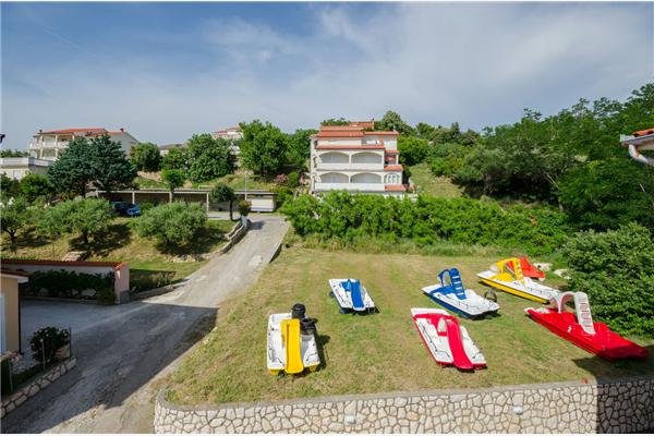 Apartment A3, for 8 persons