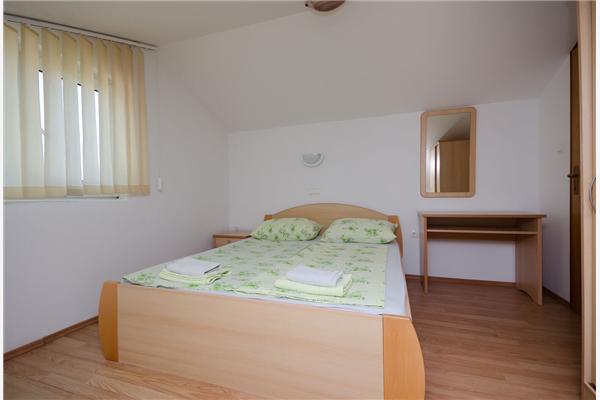 Apartment A3, for 8 persons