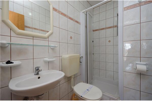 Apartment A4, for 6 persons