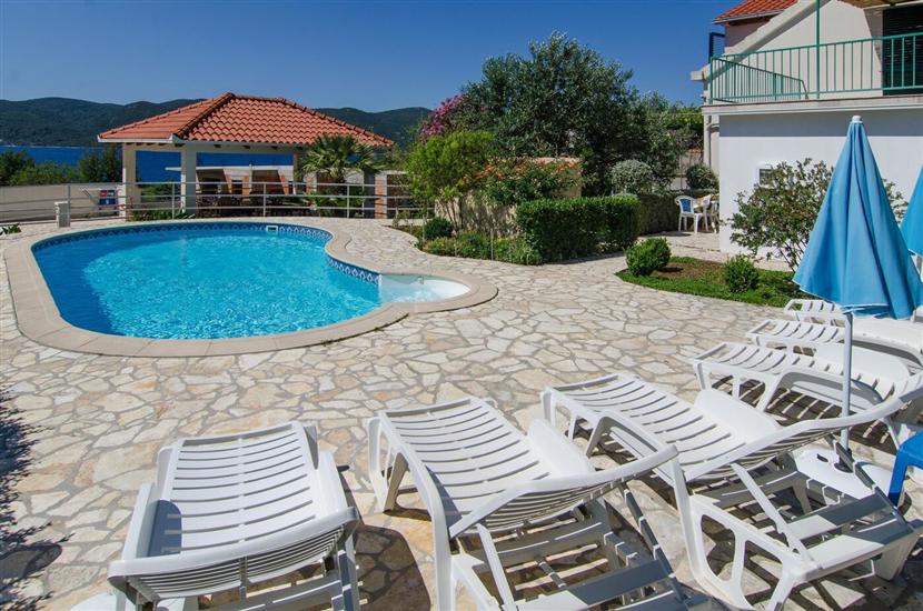 Hiša Holiday Villa Klara