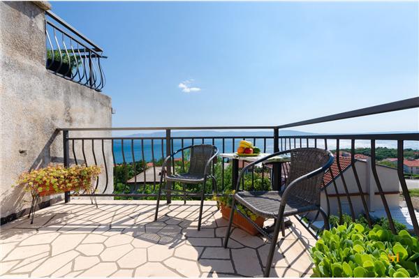 Room S1, for 2 persons