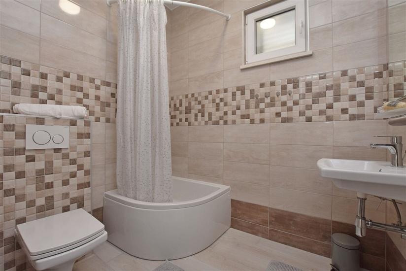 Apartman A1, 5 személyes