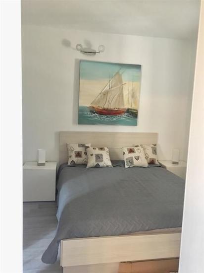 Apartment A4, for 4 persons