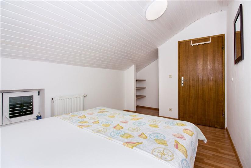 House K1, for 8 persons