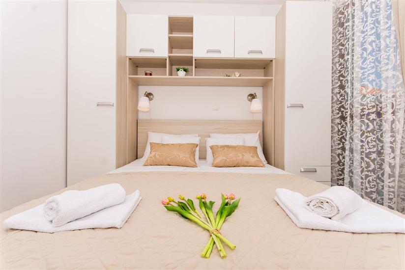 Apartment A4, for 4 persons