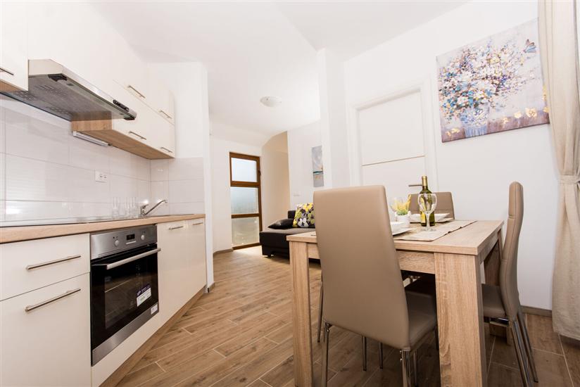 Apartment A4, for 4 persons