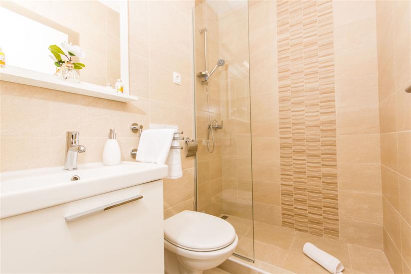 Apartment A4, for 4 persons