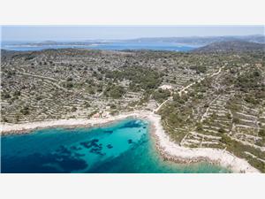 Soukromé ubytování s bazénem Středodalmatské ostrovy,RezervujLAOd 150 €