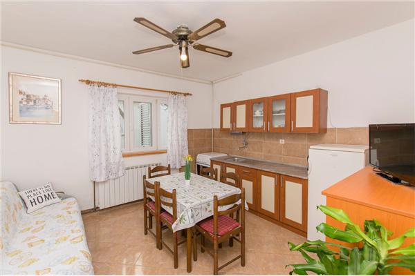 Apartment A3, for 4 persons