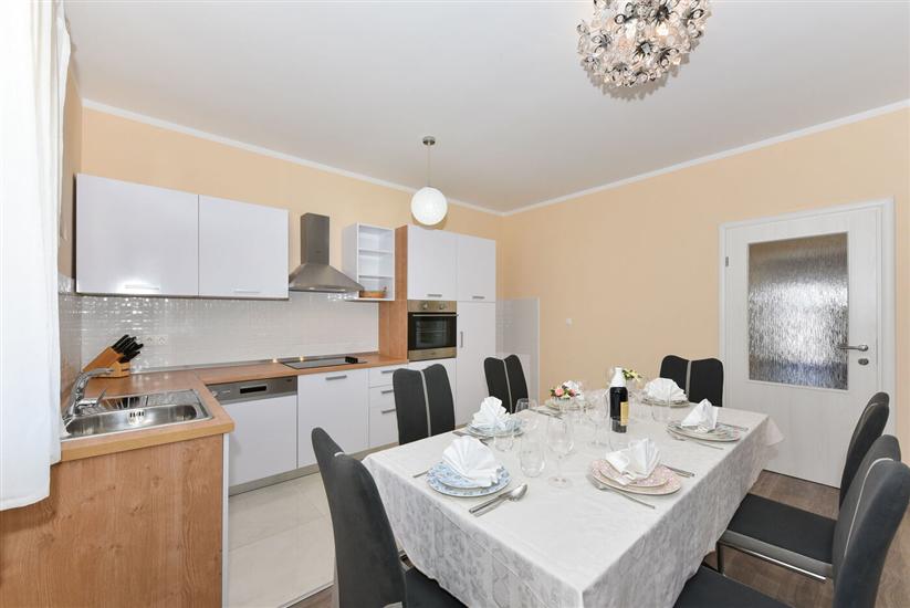 House K1, for 6 persons