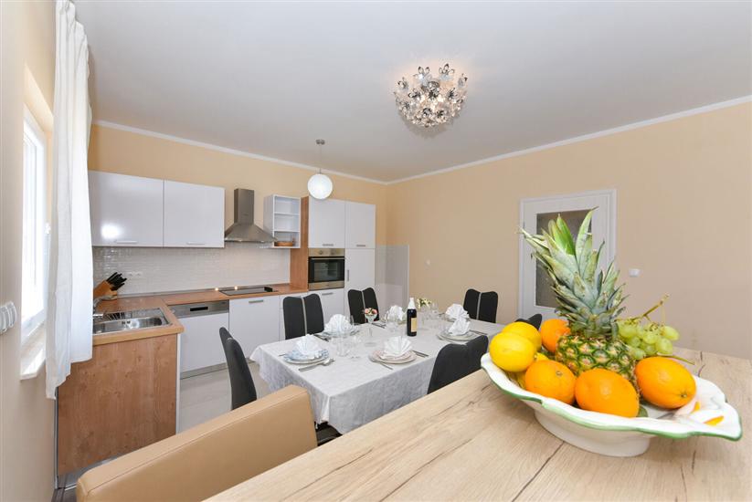 House K1, for 6 persons