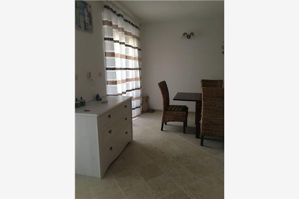 House K1, for 12 persons