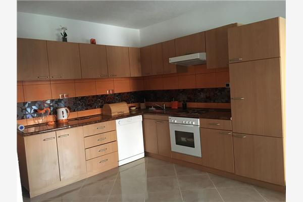 House K1, for 12 persons