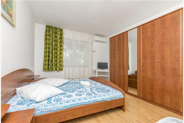 Apartment A1, for 3 persons