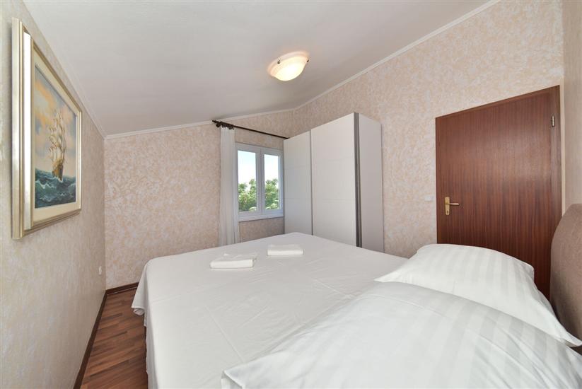 Apartment A5, for 4 persons