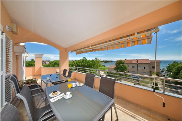 Apartment A5, for 4 persons