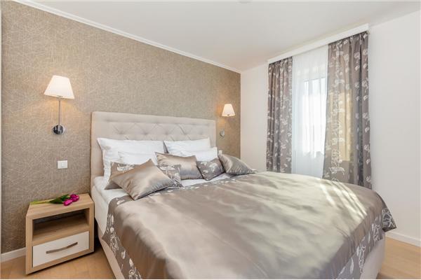 House K1, for 10 persons